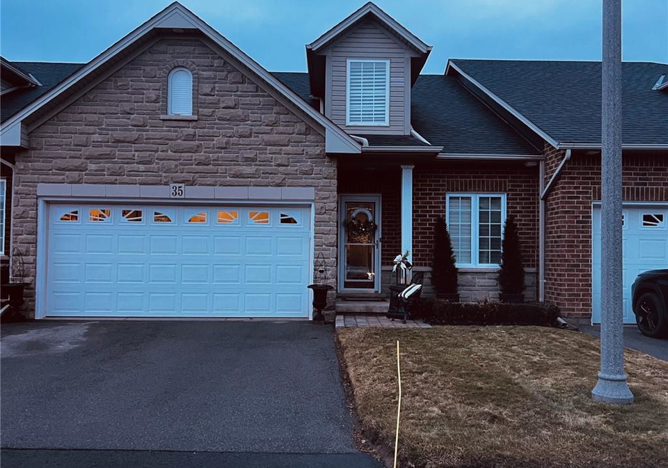 35-gravenhurst-trail-glanbrook-ontario-40798422