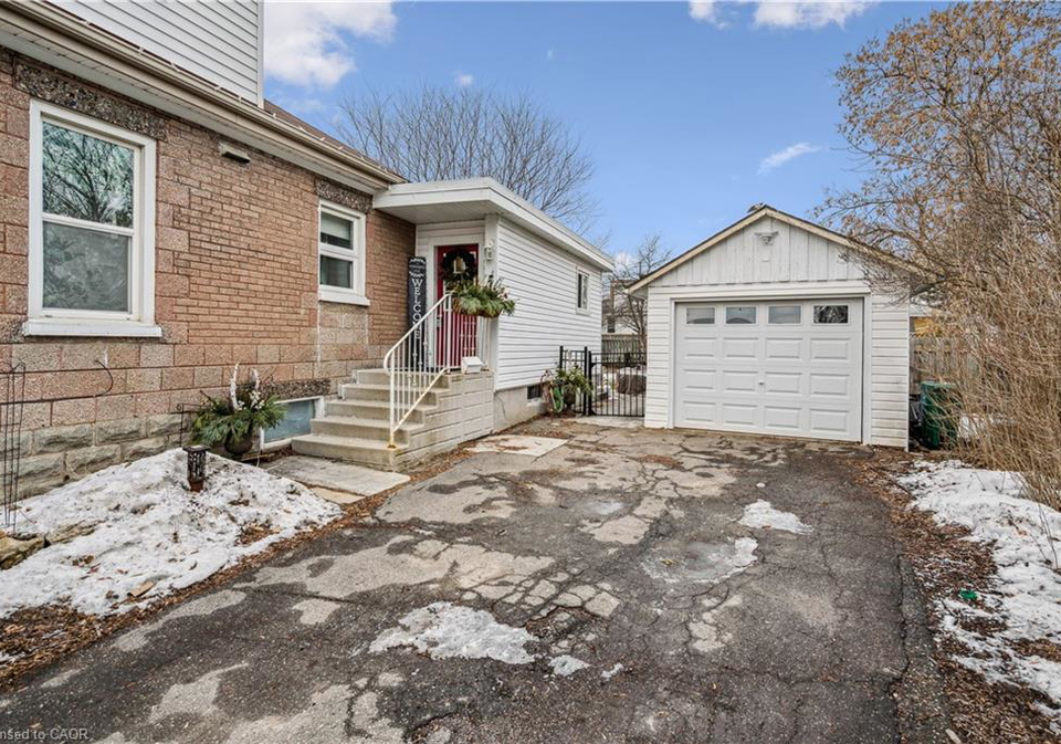 13-spiers-crescent-cambridge-ontario-40798423