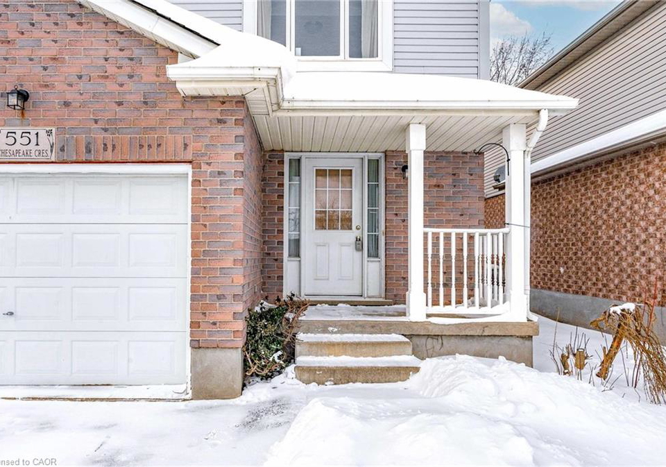551-chesapeake-crescent-waterloo-ontario-40798427