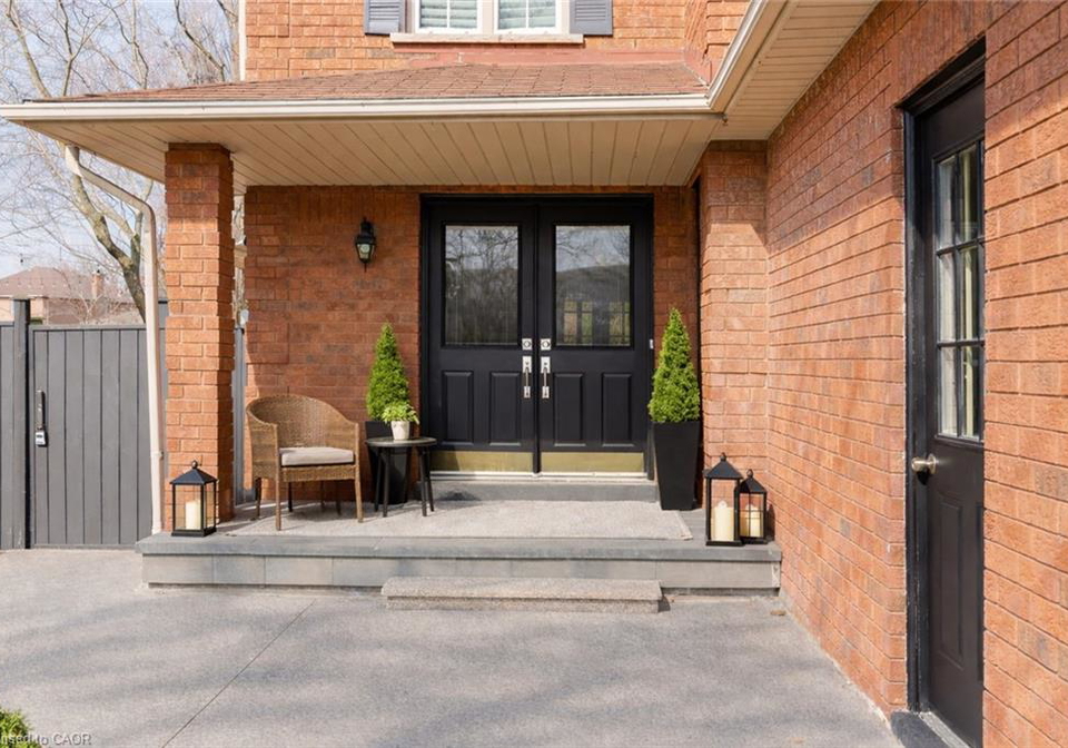 1229-freeman-street-burlington-ontario-40798467