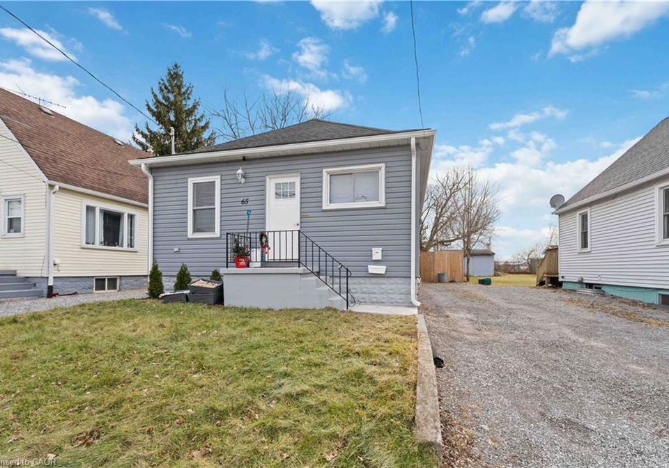 65-almond-street-welland-ontario-40798488