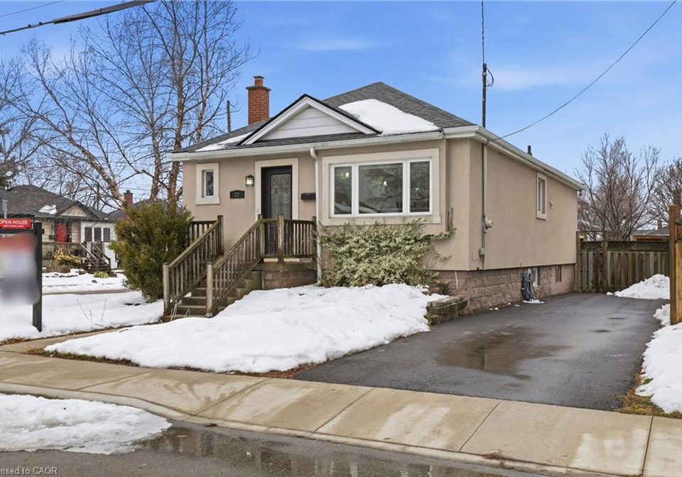 32-audrey-street-hamilton-ontario-40798614