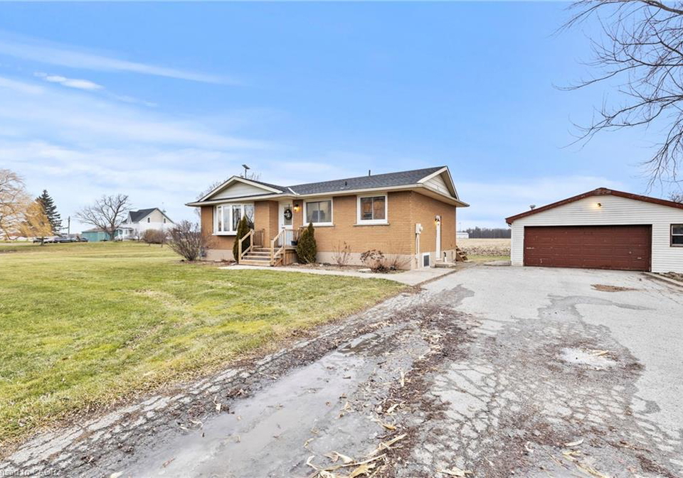 5993-silver-street-west-lincoln-ontario-40798616