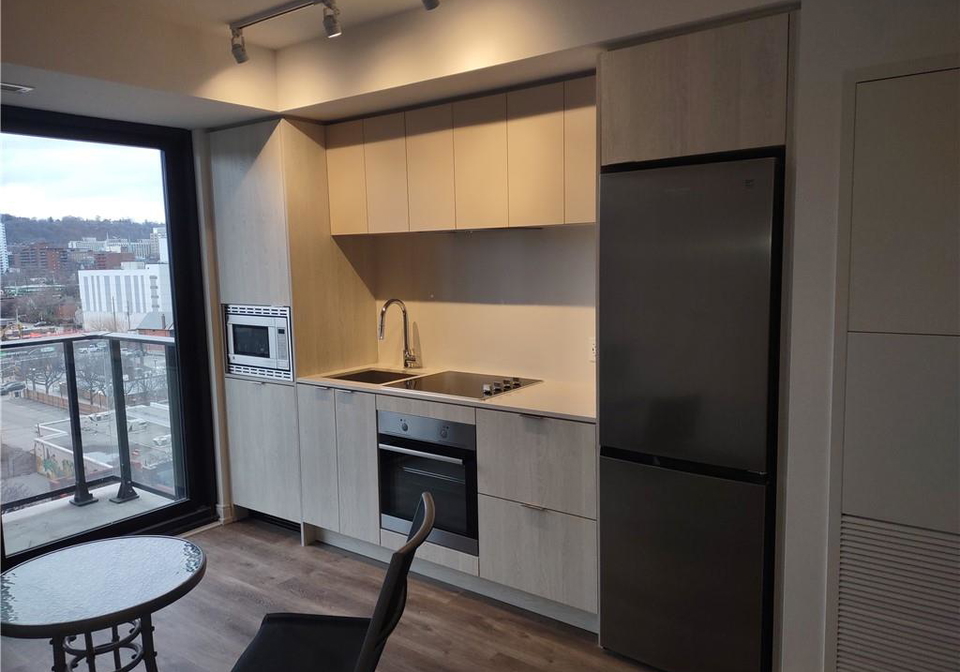 1-jarvis-street-hamilton-ontario-40798644