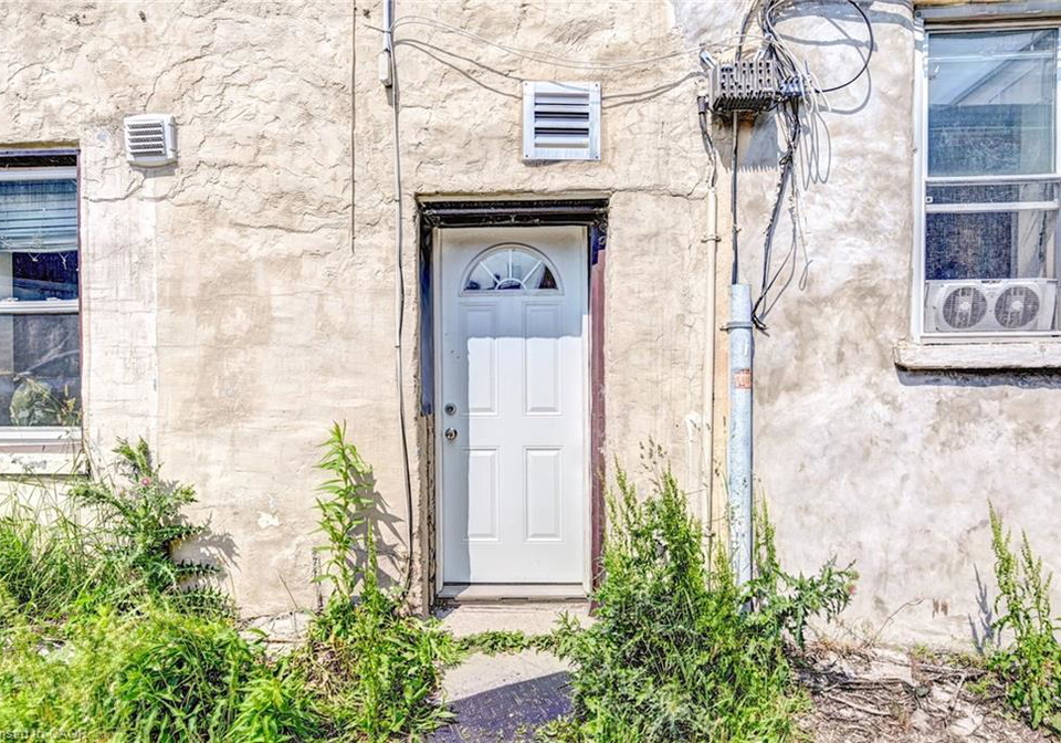 13-15-ainslie-street-n-cambridge-ontario-40798718
