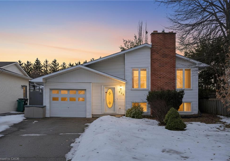 428-dayna-crescent-waterloo-ontario-40798746