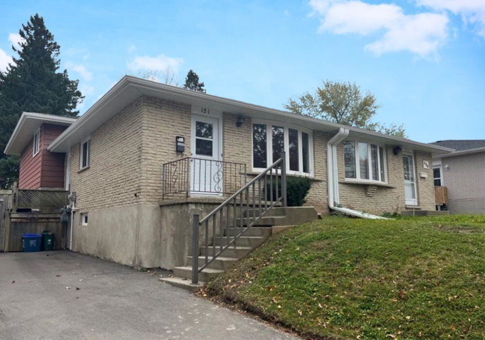 121-markwood-drive-kitchener-ontario-40798751