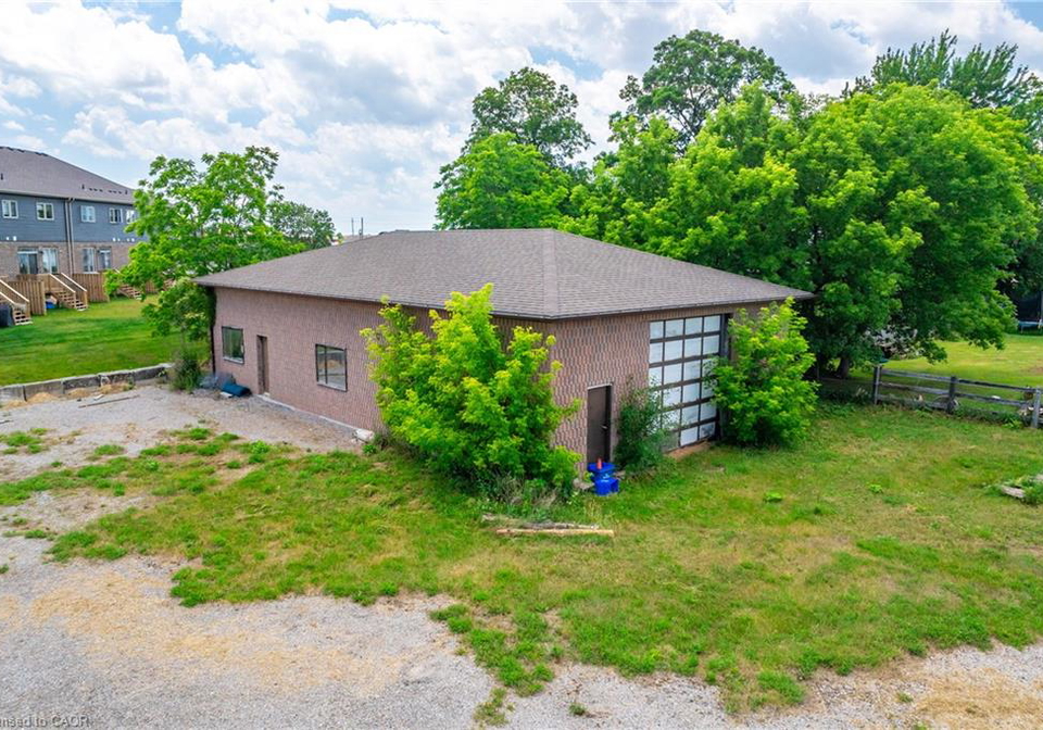 2311-highway-56-binbrook-ontario-40798788