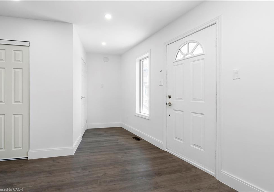 1498-paddington-court-burlington-ontario-40798794