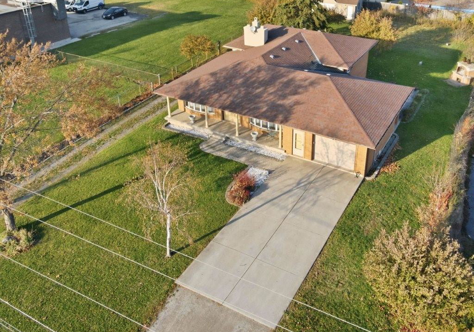 1235-barton-street-stoney-creek-ontario-40798818