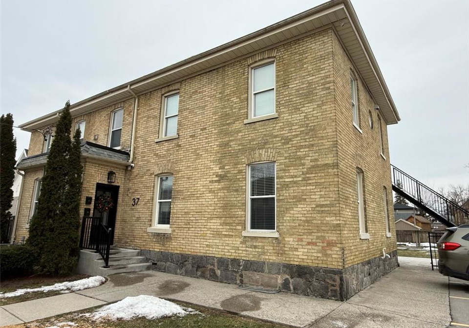 37-victoria-avenue-cambridge-ontario-40798921