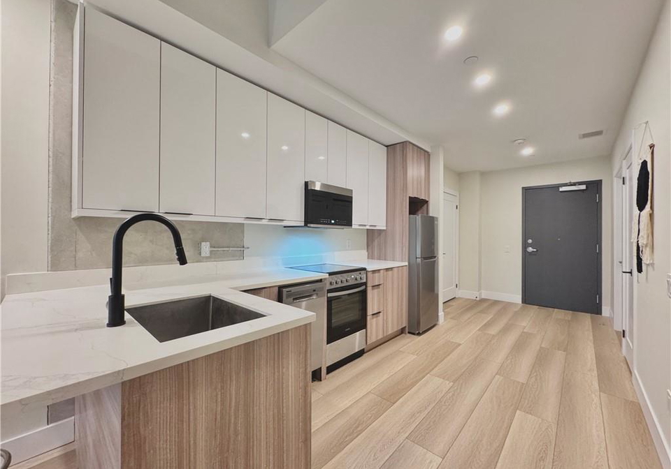 169-james-street-s-hamilton-ontario-40799003