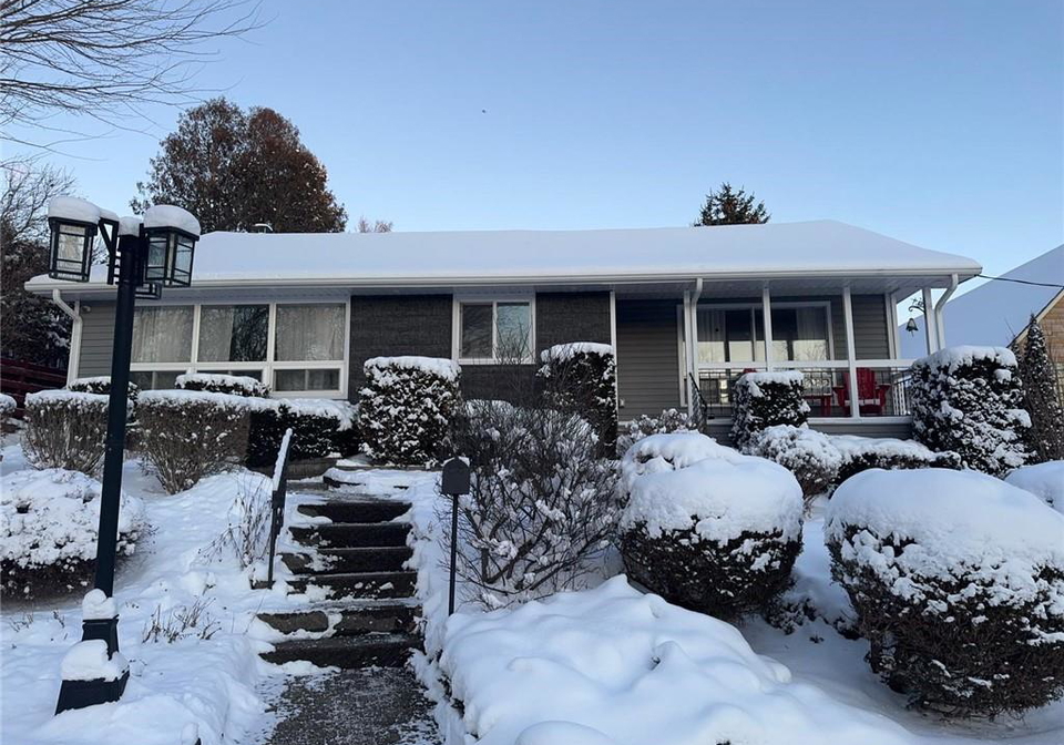 65-broadway-street-w-paris-ontario-40799009