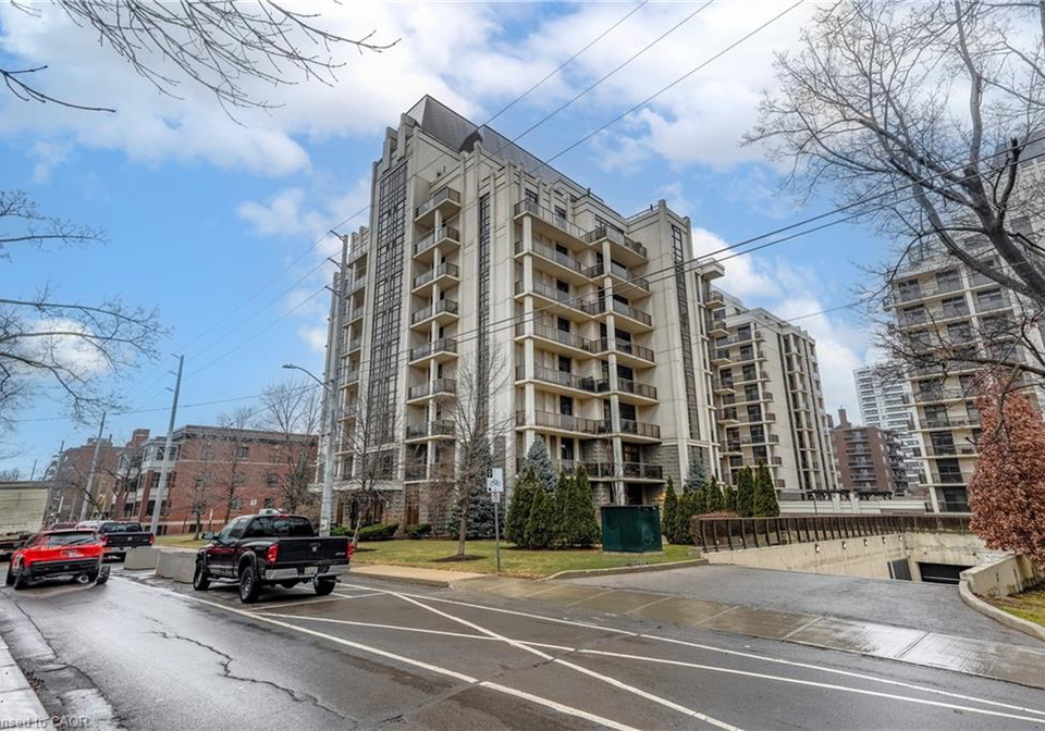 90-charlton-avenue-w-hamilton-ontario-40799022