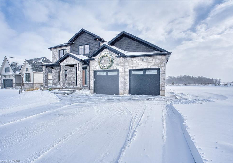 1034-walton-avenue-n-listowel-ontario-40799087