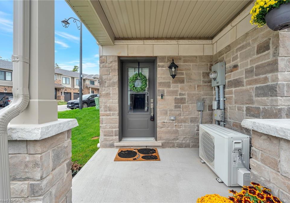10-birmingham-drive-cambridge-ontario-40799127