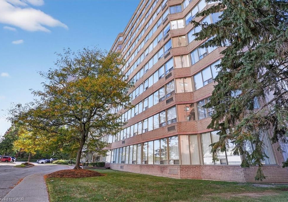 3227-king-street-e-kitchener-ontario-40799140