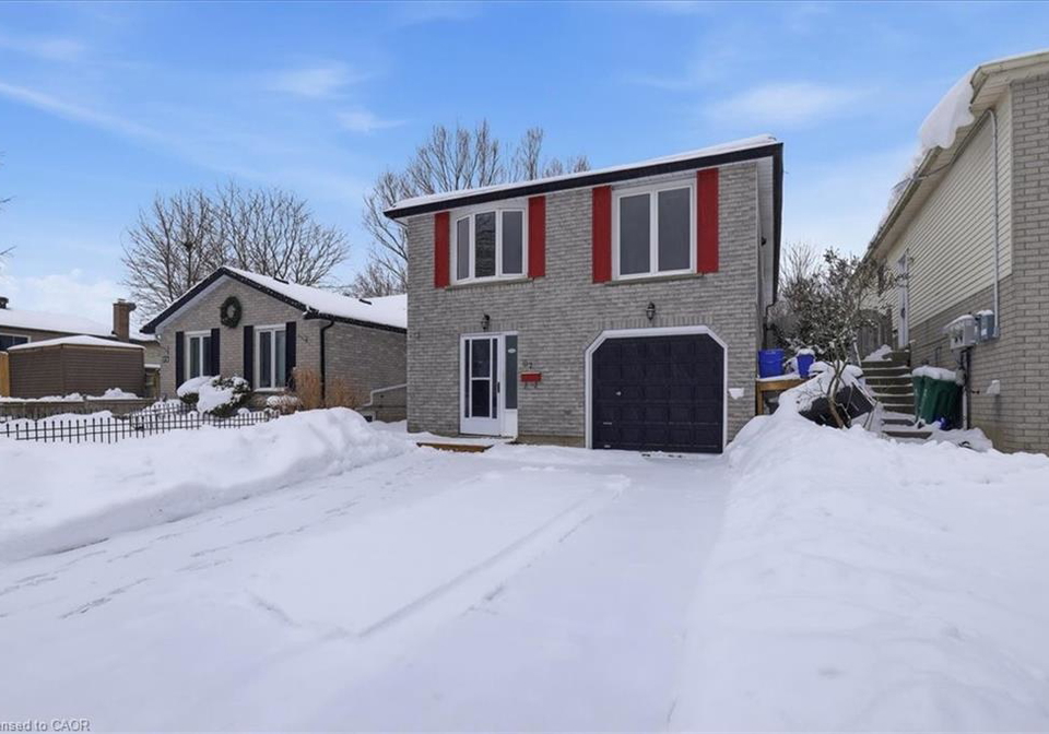 67-old-carriage-drive-kitchener-ontario-40799168