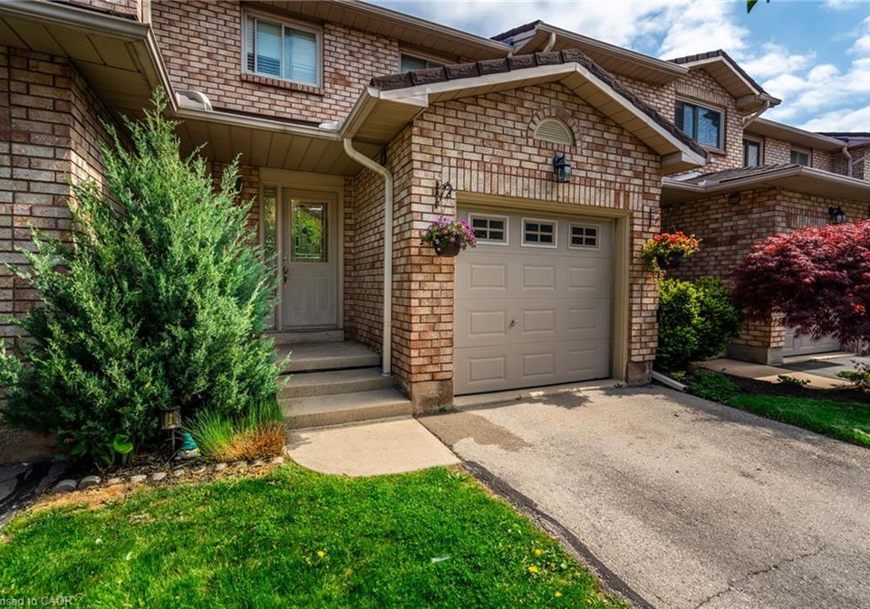 391-stone-church-road-e-hamilton-ontario-40799178