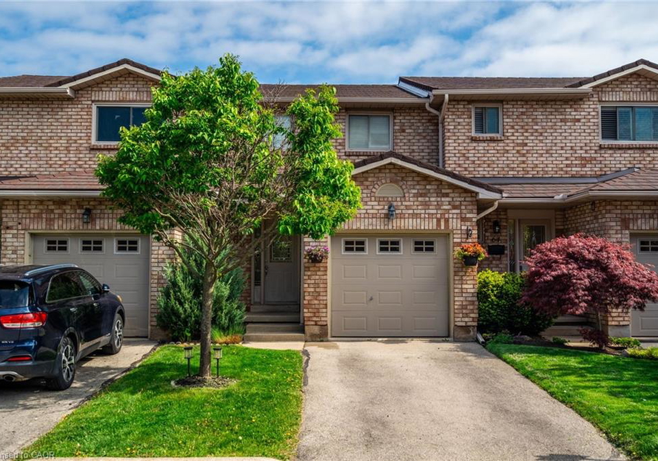 391-stone-church-road-e-hamilton-ontario-40799178