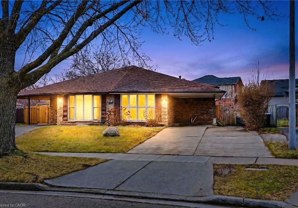 61-eastbury-drive-stoney-creek-ontario-40799224