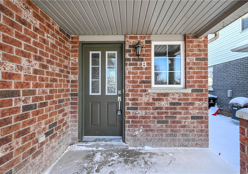 8-livingstone-crescent-cambridge-ontario-40799274