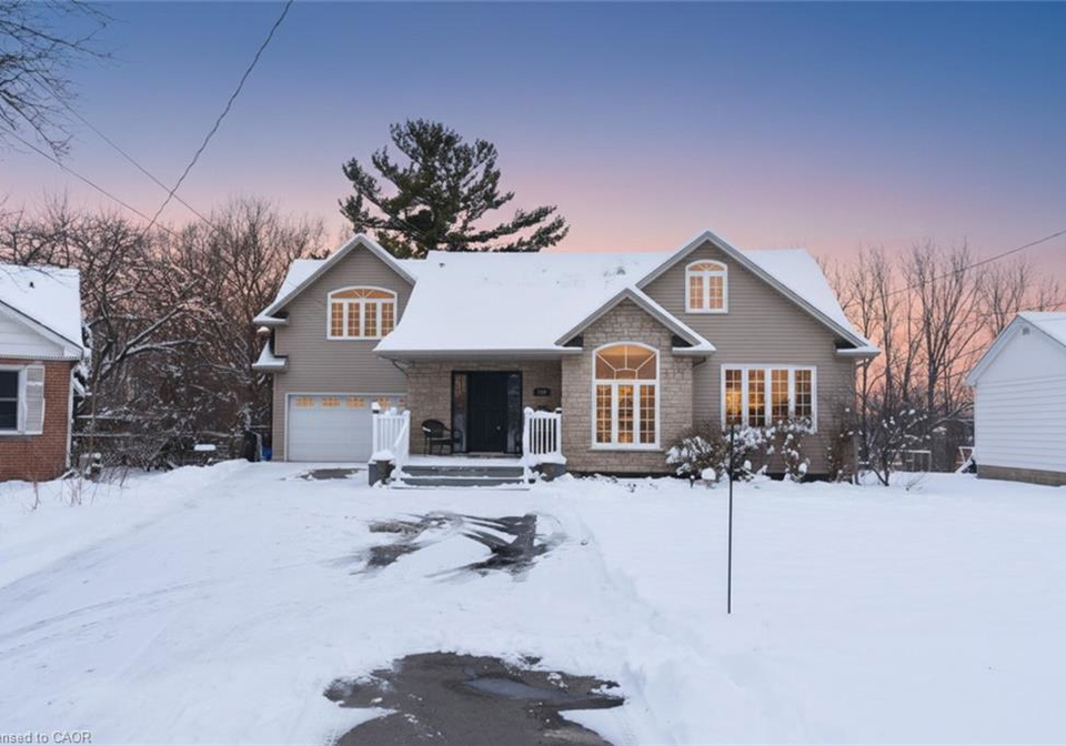 739-montgomery-drive-ancaster-ontario-40799278