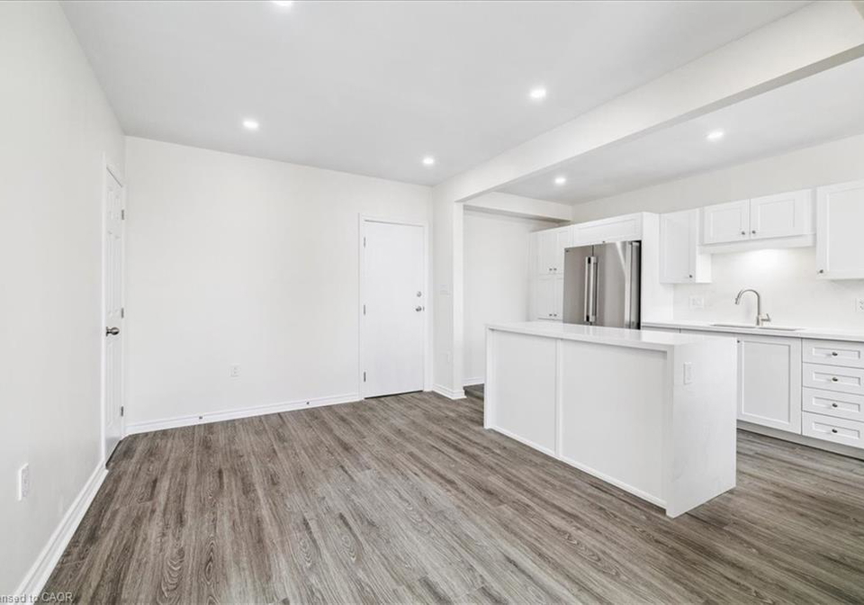 68-peel-street-simcoe-ontario-40799311