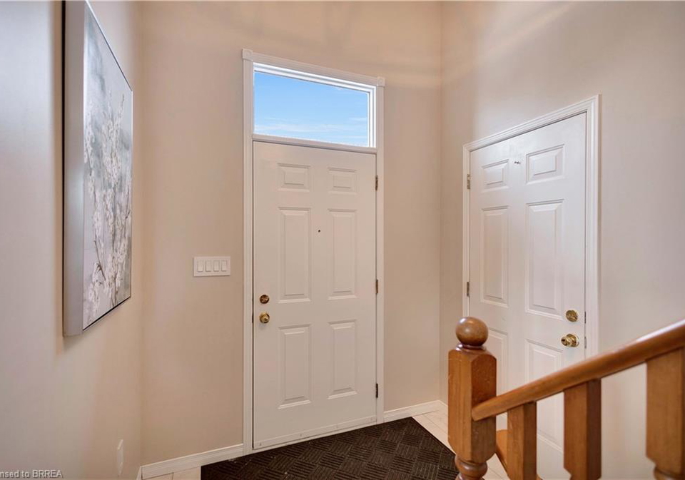 4-baldwin-avenue-brantford-ontario-40799396