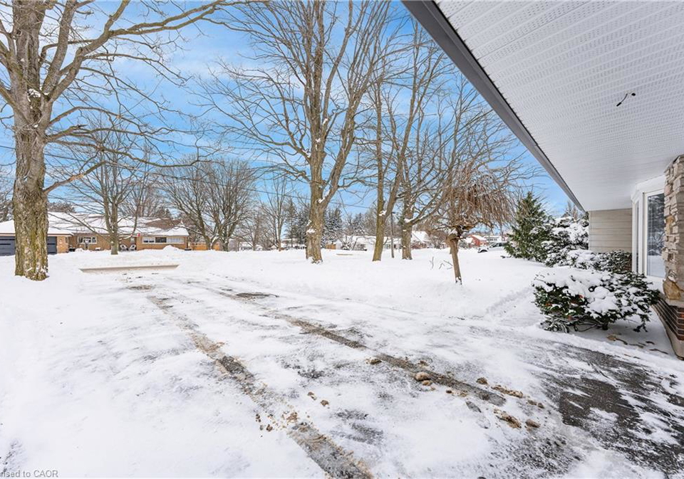 320-elora-street-fergus-ontario-40799478