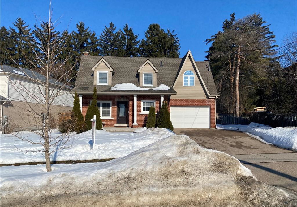 6-churchill-street-waterloo-ontario-40799480