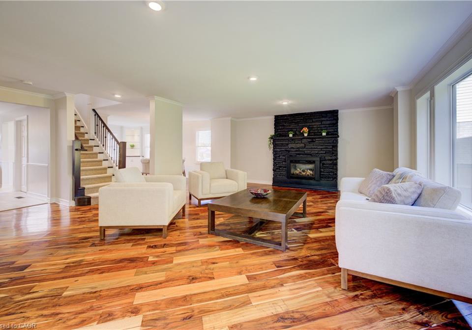 6-churchill-street-waterloo-ontario-40799480