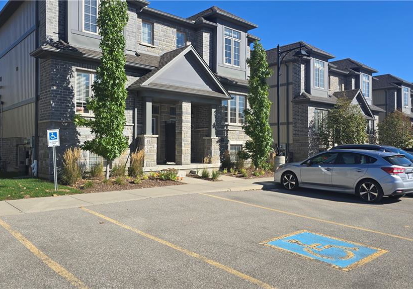 115-south-creek-drive-kitchener-ontario-40799528