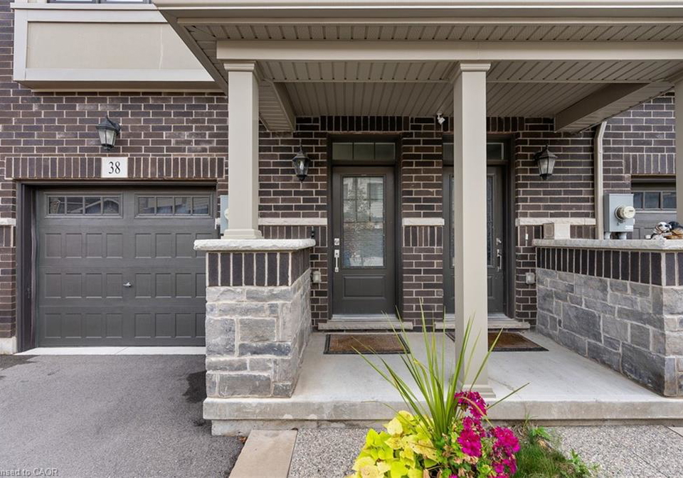 38-hibiscus-lane-hamilton-ontario-40799571