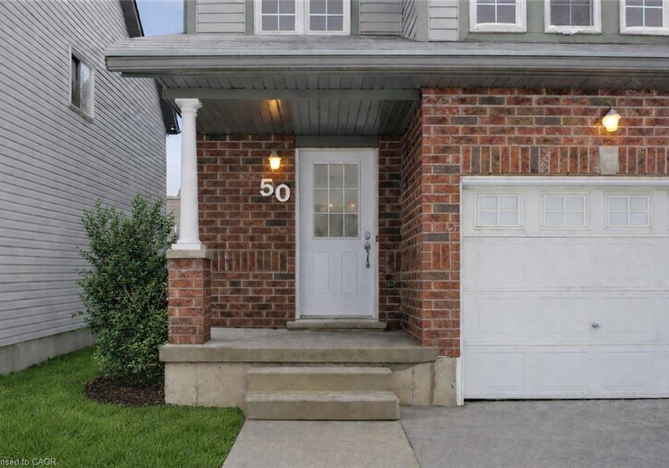 50-dahlia-street-kitchener-ontario-40799579