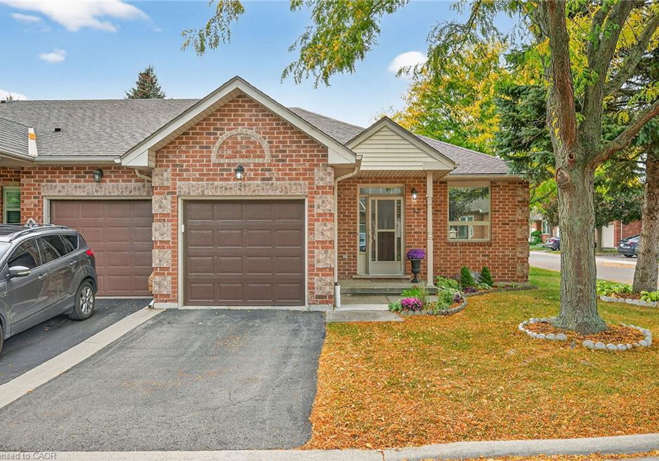 52-twentyplace-boulevard-mount-hope-ontario-40799634