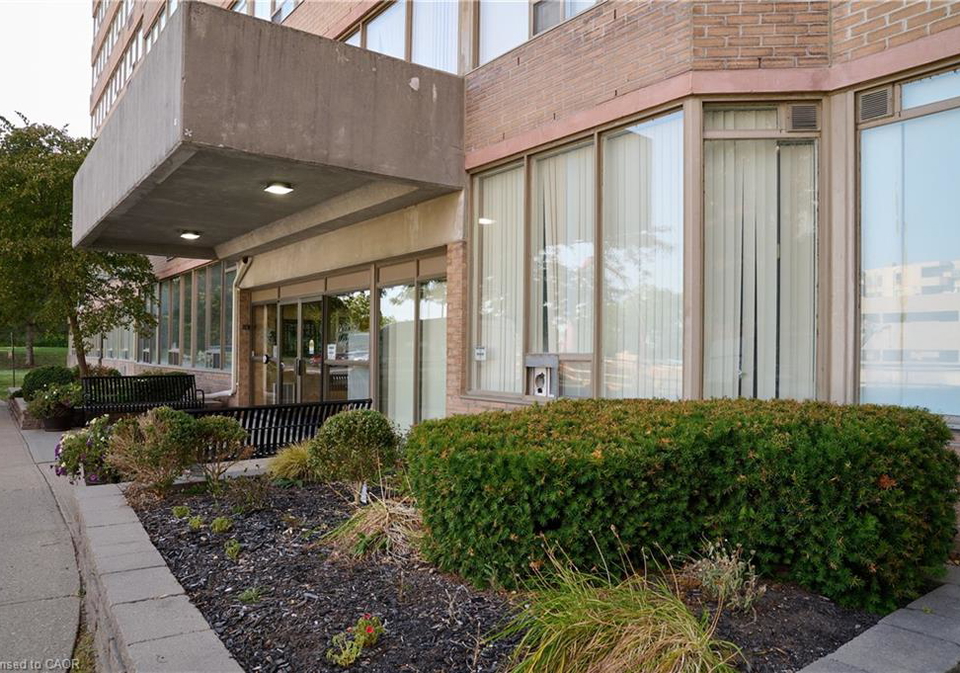 3227-king-street-kitchener-ontario-40799651