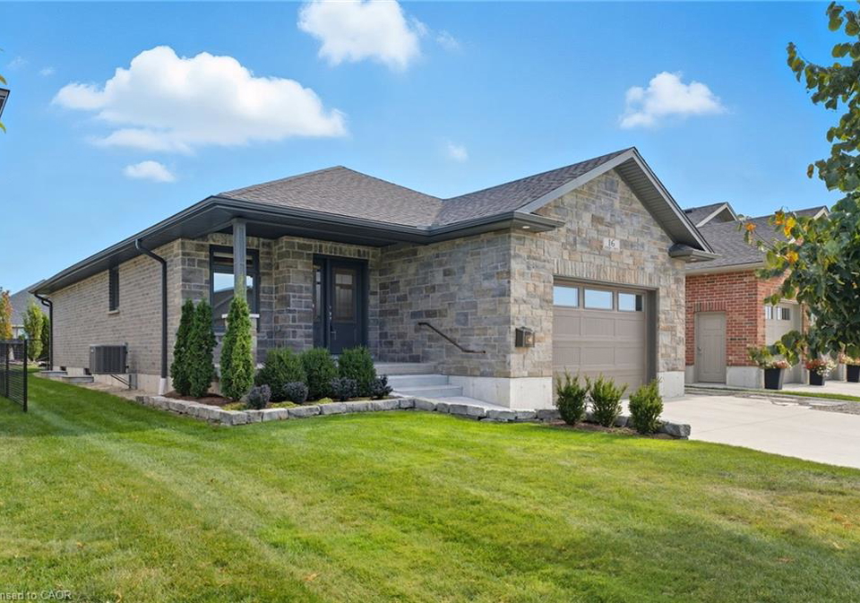 16-forbes-crescent-listowel-ontario-40799669