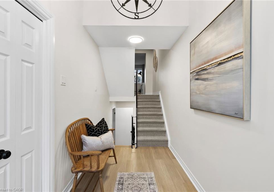 5556-schueller-avenue-burlington-ontario-40799672