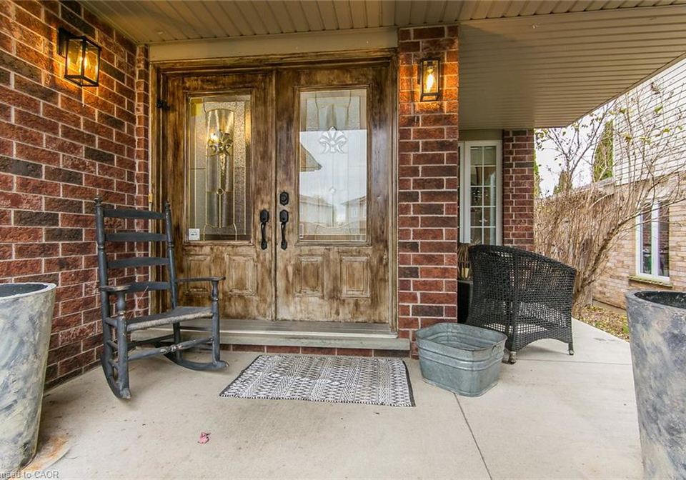 159-country-clair-street-kitchener-ontario-40799738