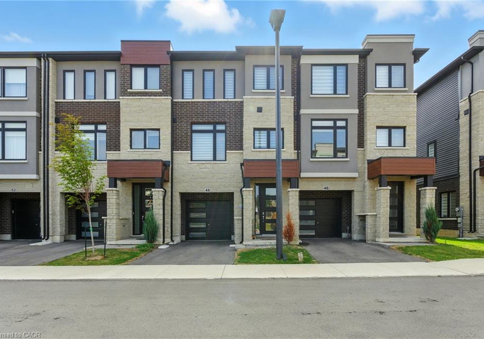 48-capstone-lane-hamilton-ontario-40799752