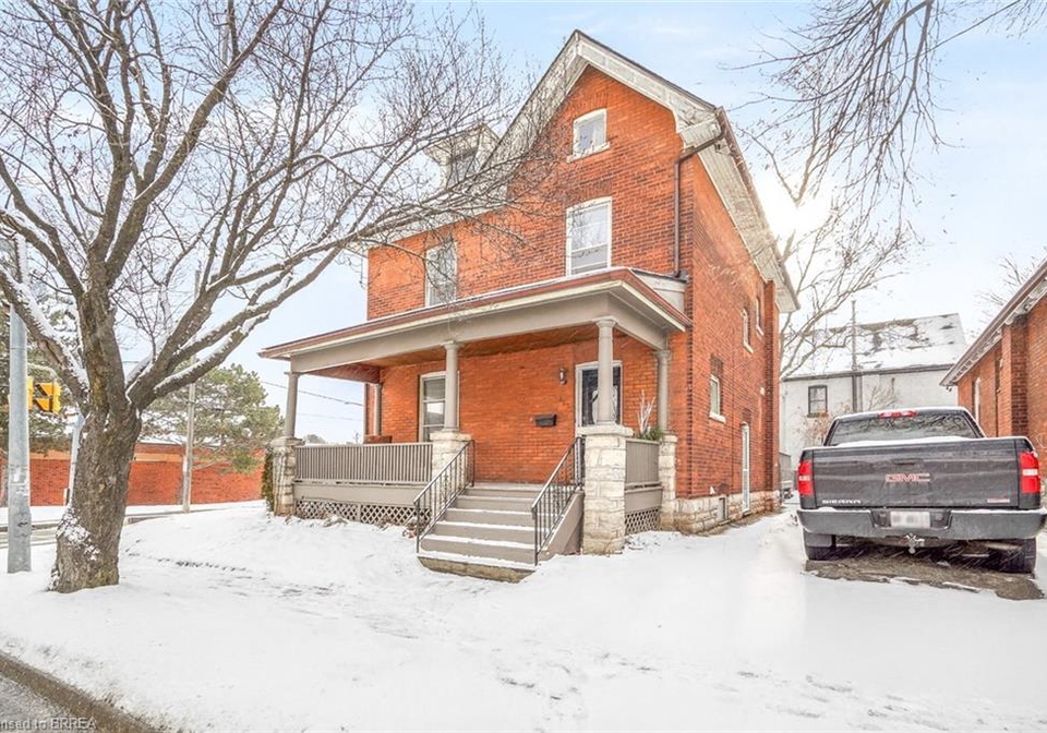 353-dalhousie-street-brantford-ontario-40799767