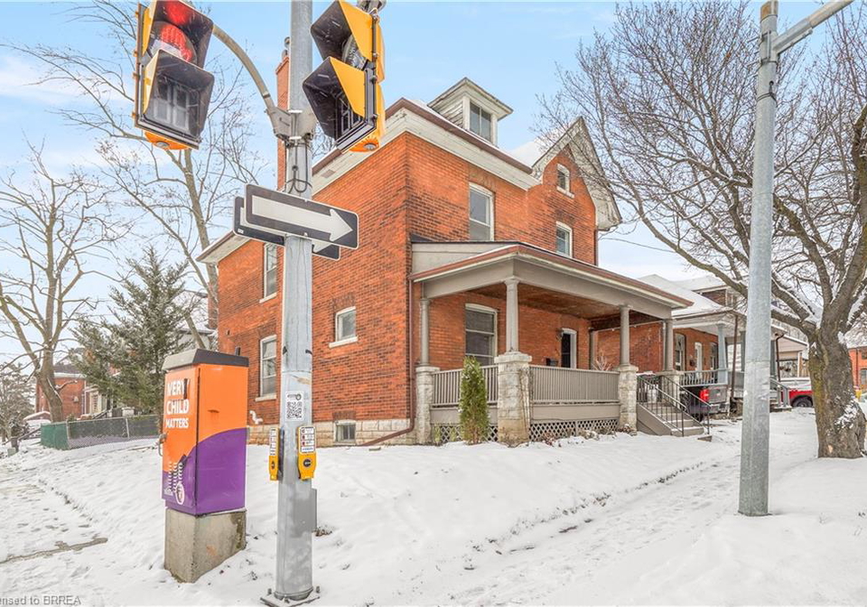 353-dalhousie-street-brantford-ontario-40799767