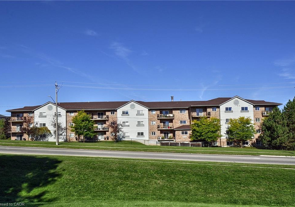 345-briarmeadow-drive-kitchener-ontario-40799790