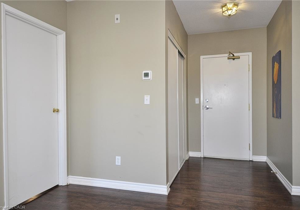 345-briarmeadow-drive-kitchener-ontario-40799790