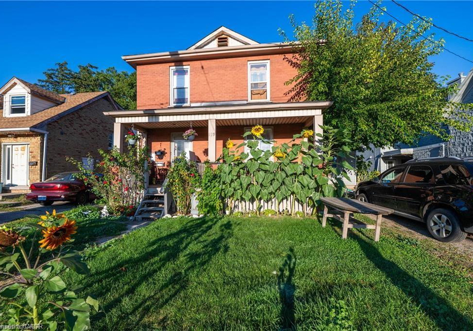 229-water-street-n-cambridge-ontario-40799796