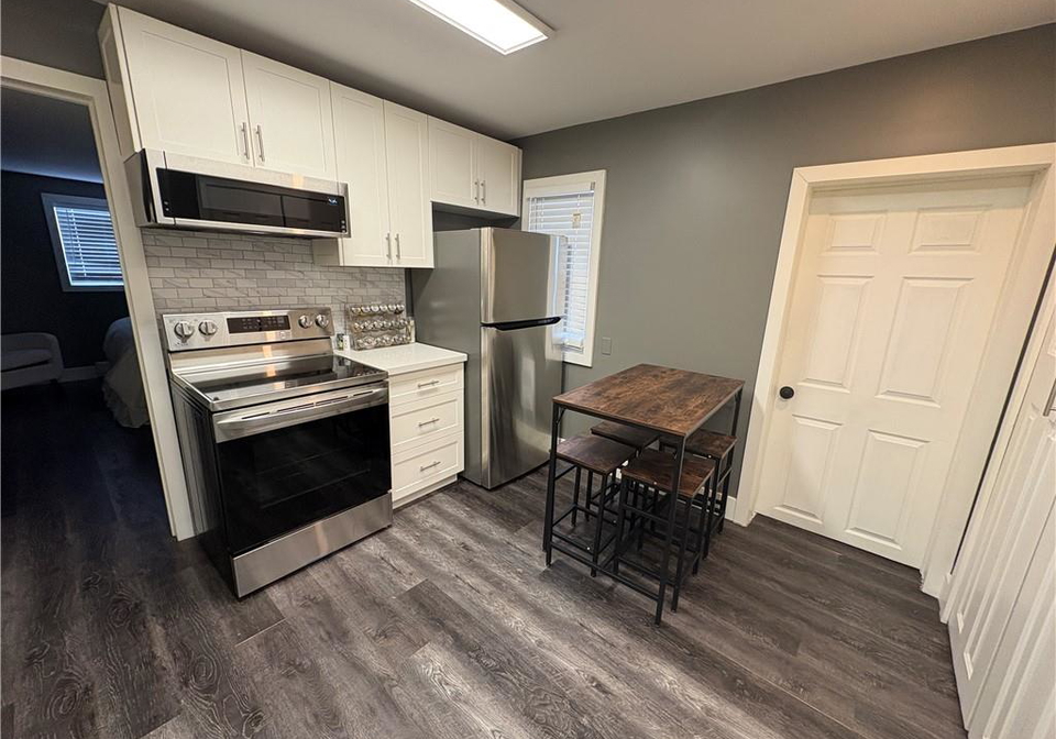 212-rosslyn-avenue-hamilton-ontario-40799833