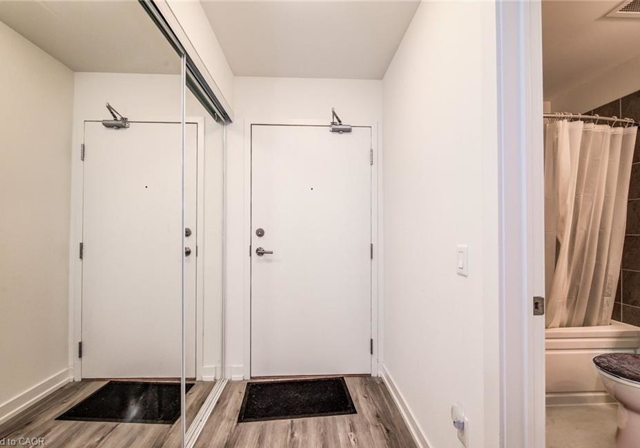 247-northfield-drive-waterloo-ontario-40799843