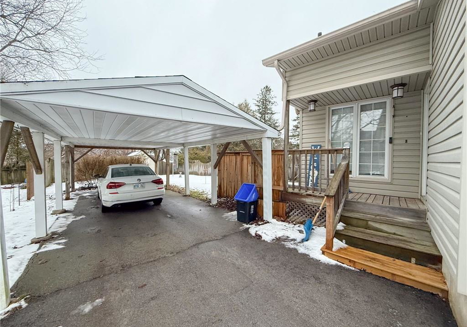 22-ormond-crescent-simcoe-ontario-40799867