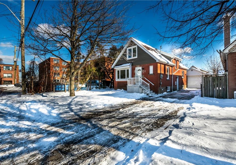 3-east-35th-street-hamilton-ontario-40799906